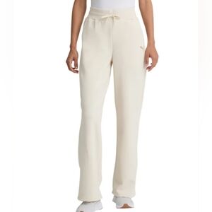 Brand New Puma Ladies Fleece straight leg pant - Sweatpants- Size XXL